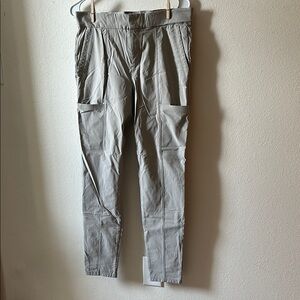 Women’s Athleta Wander Stash skinny pants